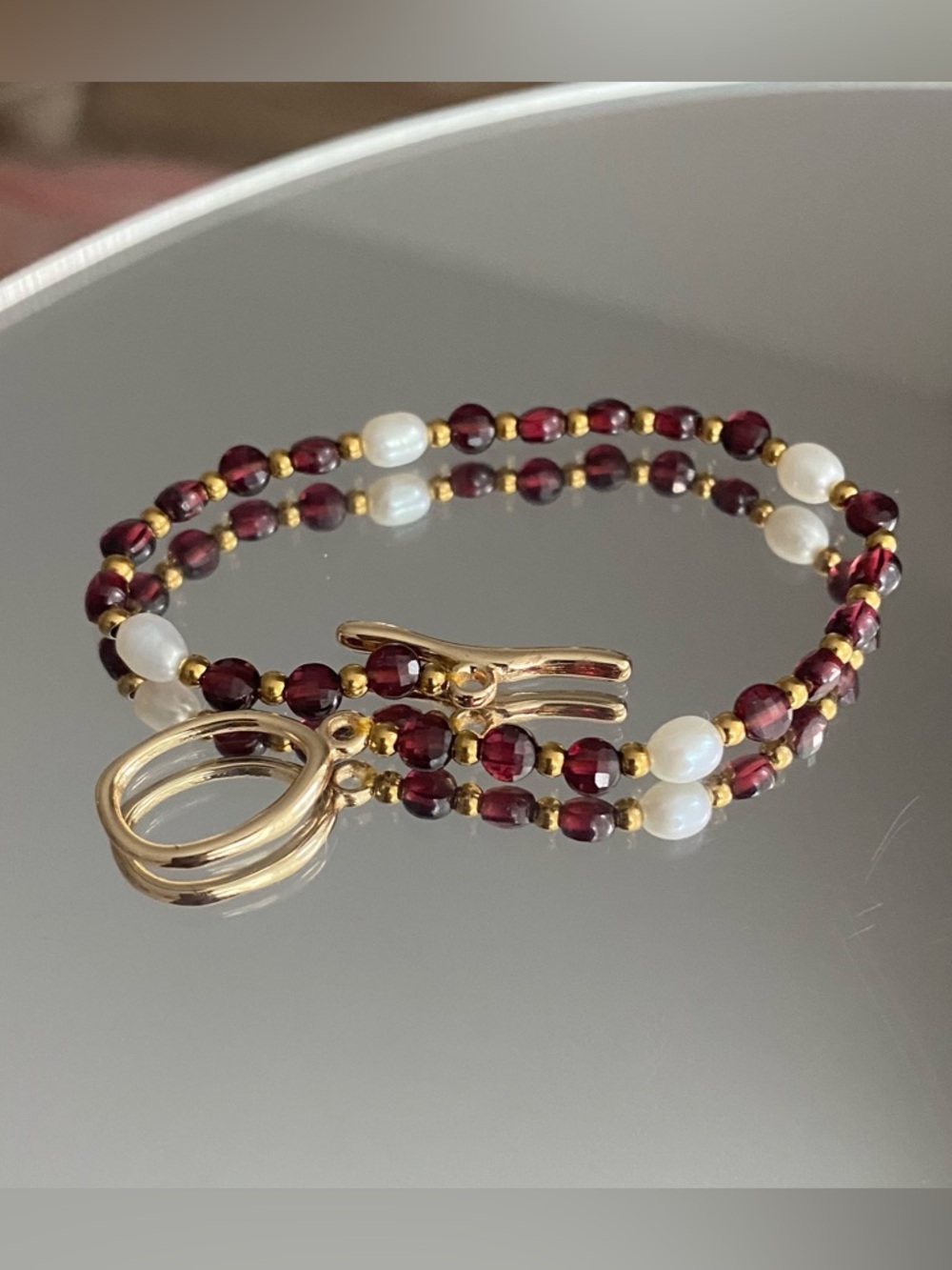 Gold-Accented Garnet & Pearl Bead Bracelet
